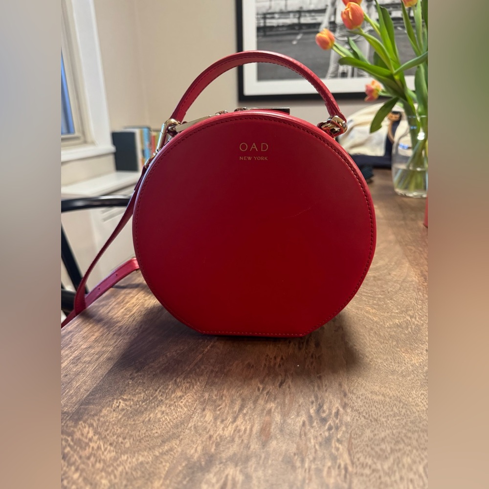 OAD New York Mini Circle Bag